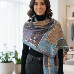 Elegant Multicolor Chain Print Scarf